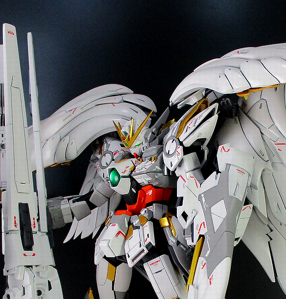 全塗装完成品+金属フレーム MGウイングガンダムゼロEW セラフィム